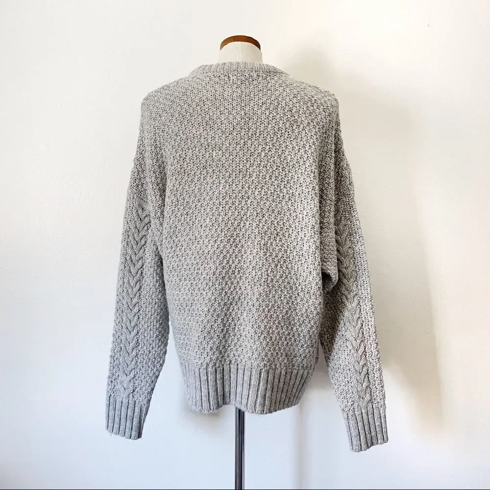 Zara Man Gray cable knit oversized winter sweater size Large preowned